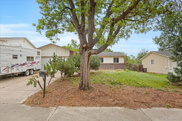 2832 S Mobile ST, Aurora, CO 80013