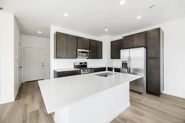 7679 S Mobile WAY, Centennial, CO 80018