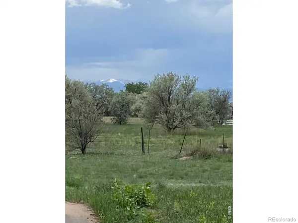 9735 County Road 7, Longmont, CO 80504