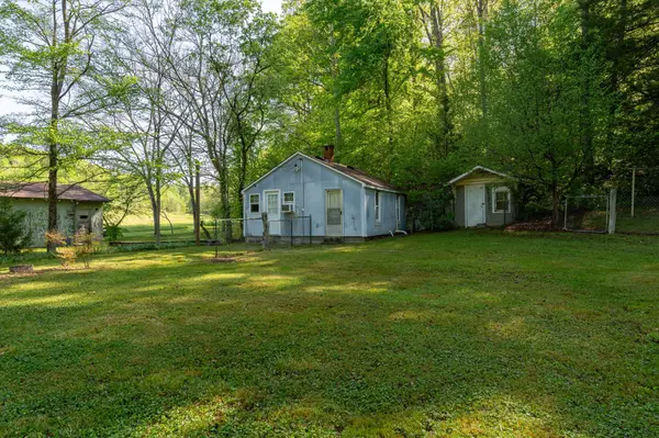 3795 Wayland Springs Rd, Iron City, TN 38463
