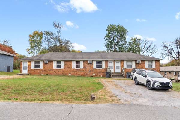 102 Tandy Drive #a, Clarksville, TN 37040