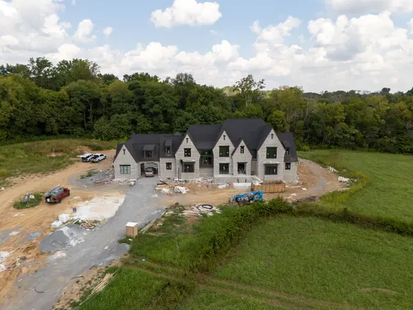 7019 Belcastle Lane, College Grove, TN 37046