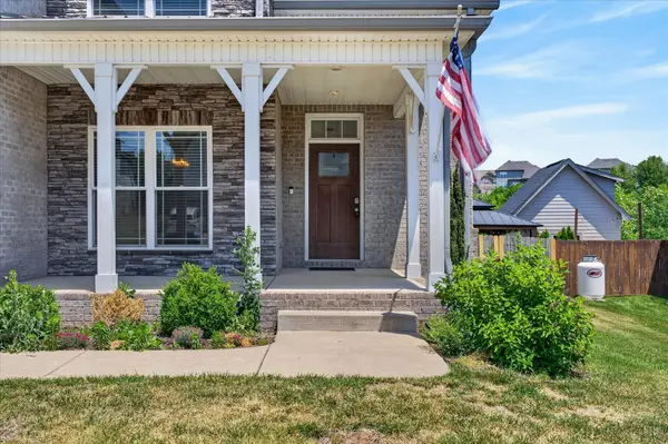 325 Piedmont Pl, Clarksville, TN 37043