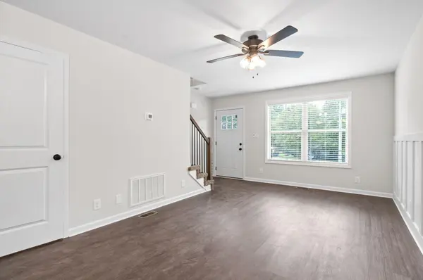 925 Greenwood Ave #B, Clarksville, TN 37040
