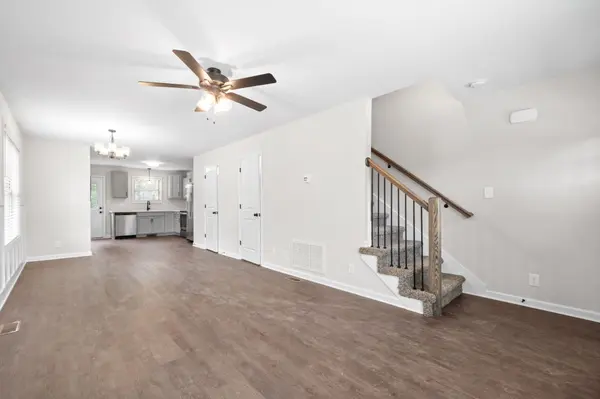 925 Greenwood Ave #B, Clarksville, TN 37040