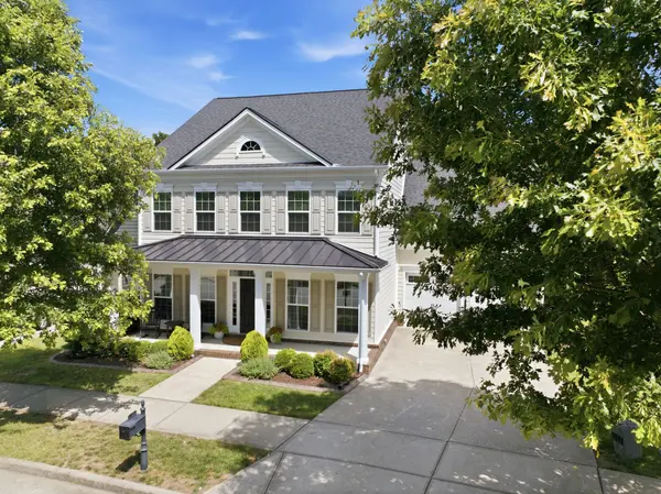 1017 Linden Isle Dr, Franklin, TN 37064