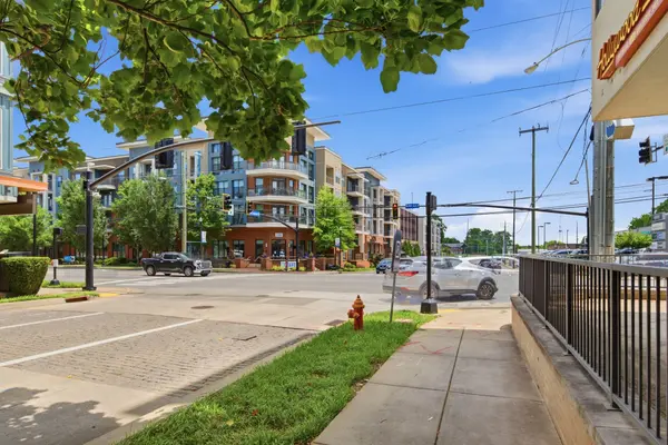 2407 8th Ave #S #512, Nashville, TN 37204
