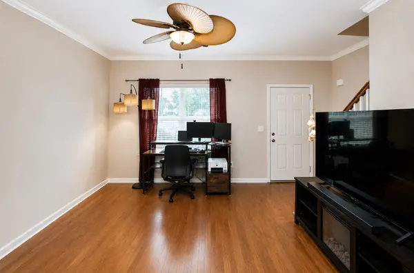 820 Staten Dr, Murfreesboro, TN 37128