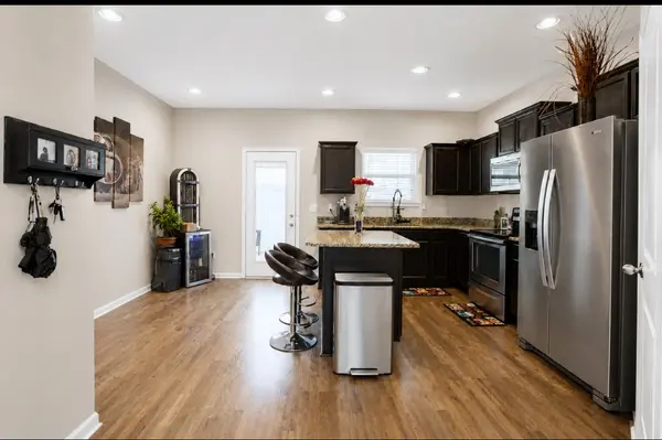 820 Staten Dr, Murfreesboro, TN 37128