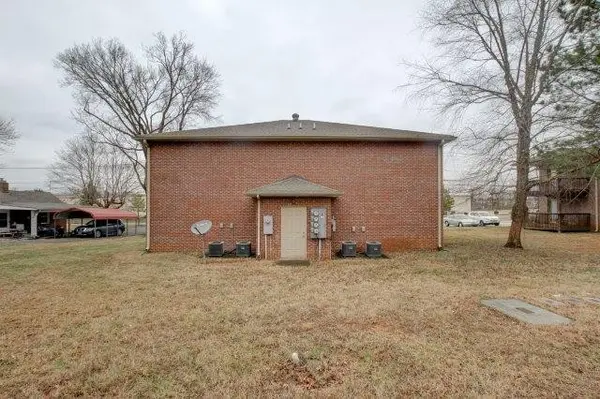 1640 Golf Club Lane #C, Clarksville, TN 37043