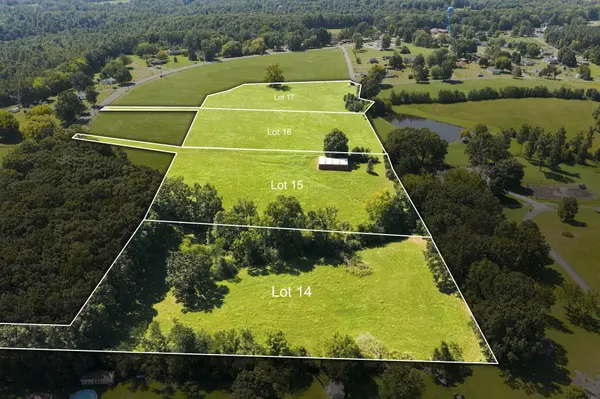 0 Travis Drive, Tennessee Ridge, TN 37178