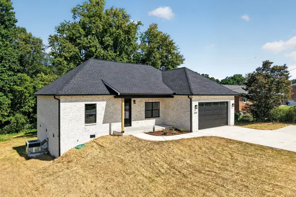 349 Shepherd Hills Rd, Cookeville, TN 38501
