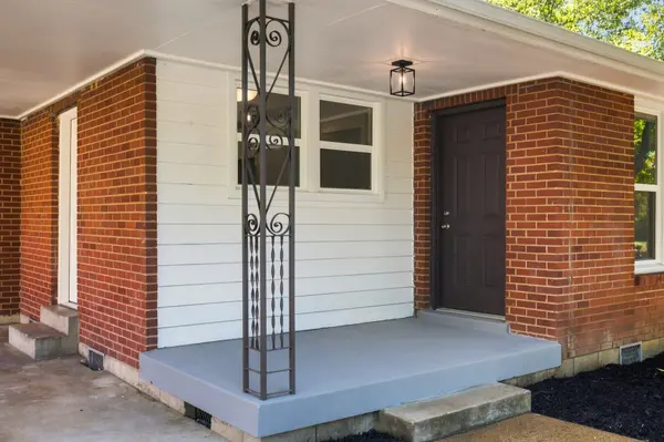 2910 Mavert Dr, Nashville, TN 37211