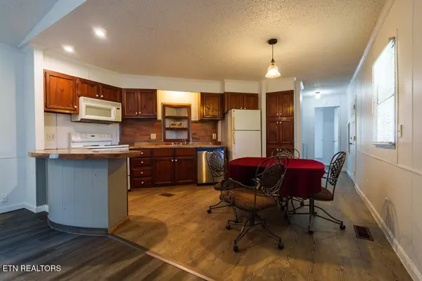 423 Moore Rd, Cookeville, TN 38506