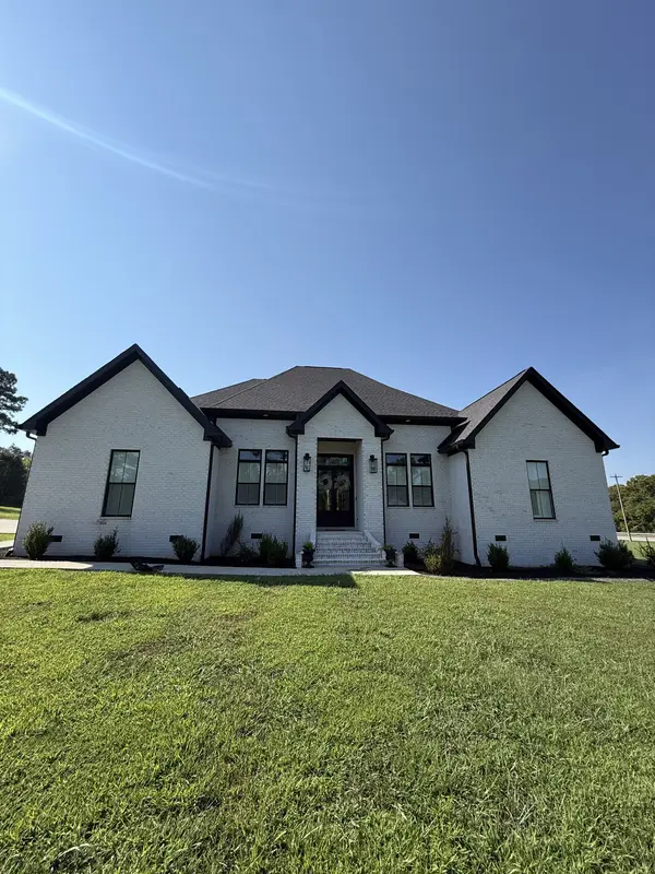 64 Eagle Ridge Ln #E, Summertown, TN 38483