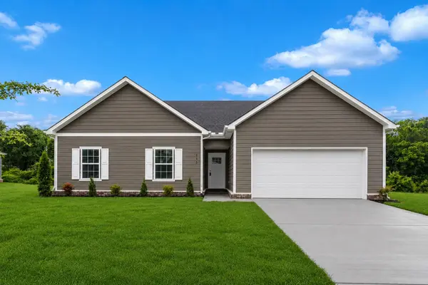 7112 Hall Rd, Fairview, TN 37062