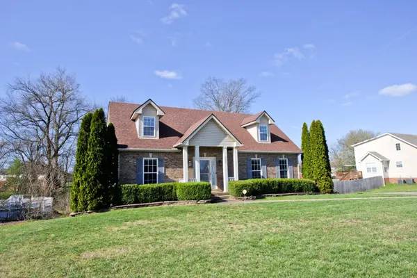 3927 Stella Dr, Clarksville, TN 37040