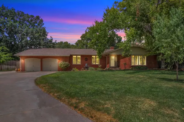 3 Sycamore Ct,  Newton,  KS 67114