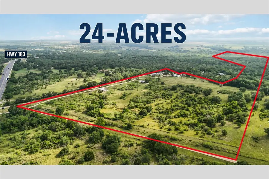 227 Henderson LN, Lockhart, TX 78644