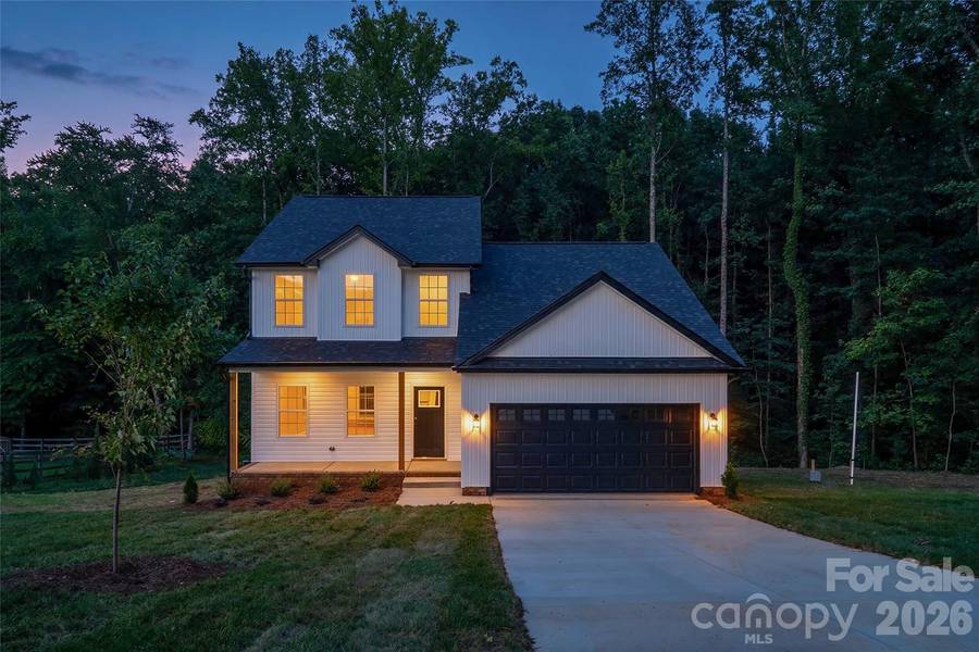 2937 Martin ST, Walkertown, NC 27051