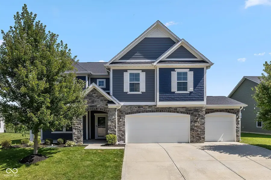 15973 Trestle DR, Westfield, IN 46074