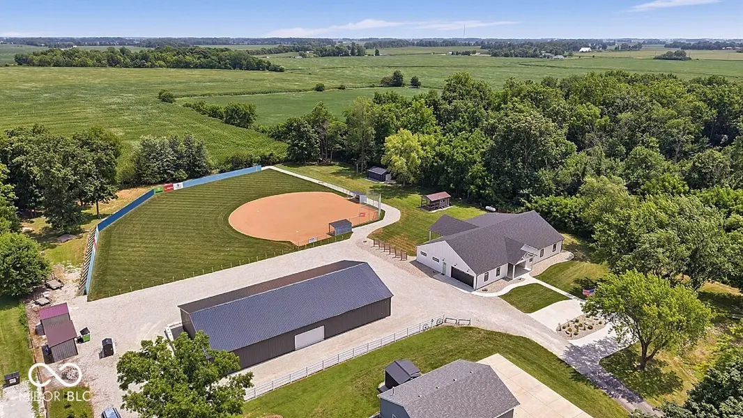 1325 Middle Jamestown RD, Lebanon, IN 46052