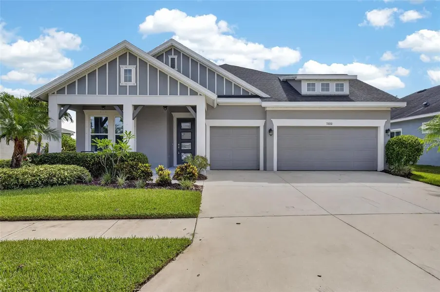 7322 PARADISO DR, Apollo Beach, FL 33572