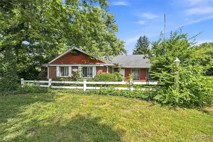 1536 N Elizabeth AVE, St Louis, MO 63135