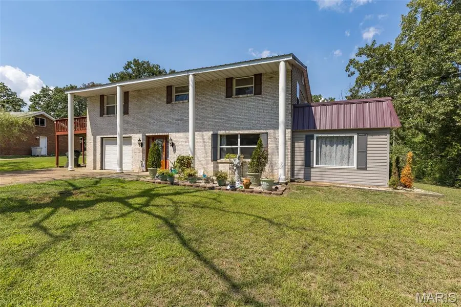 1649 Saint Francois RD, Bonne Terre, MO 63628