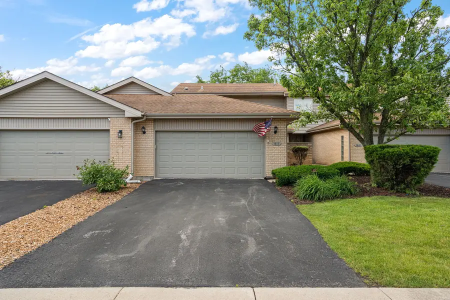 7617 W 158th CT, Orland Park, IL 60462