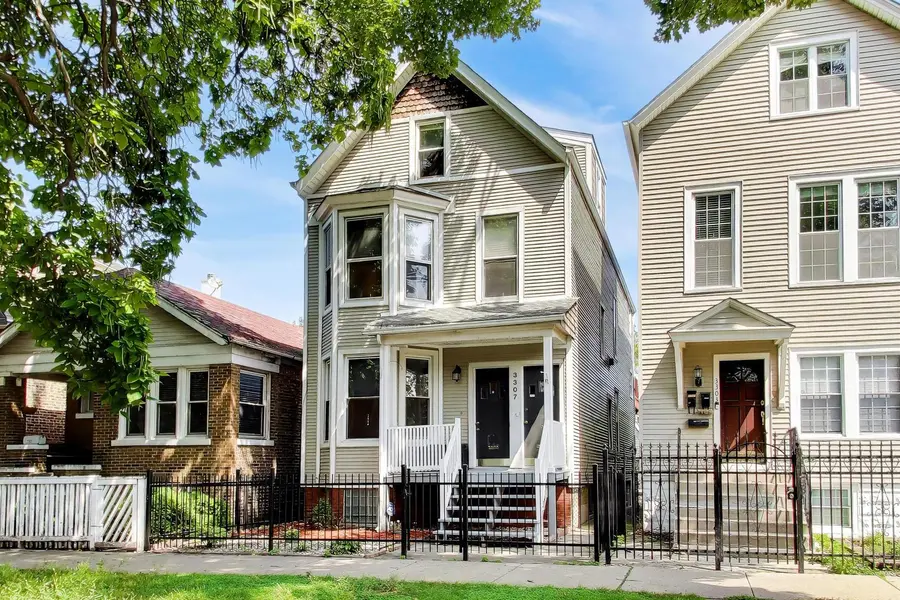 3307 N Oakley AVE, Chicago, IL 60618