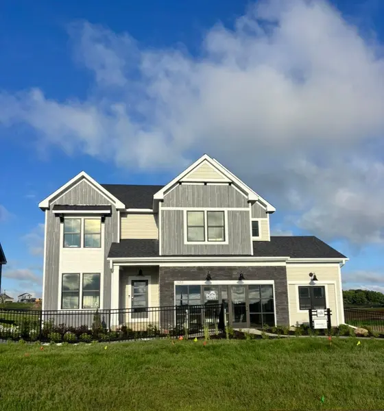 3722 Holbrook DR, Waconia, MN 55387