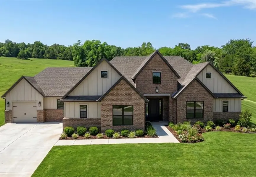 1329 Pedras PL, Newcastle, OK 73065