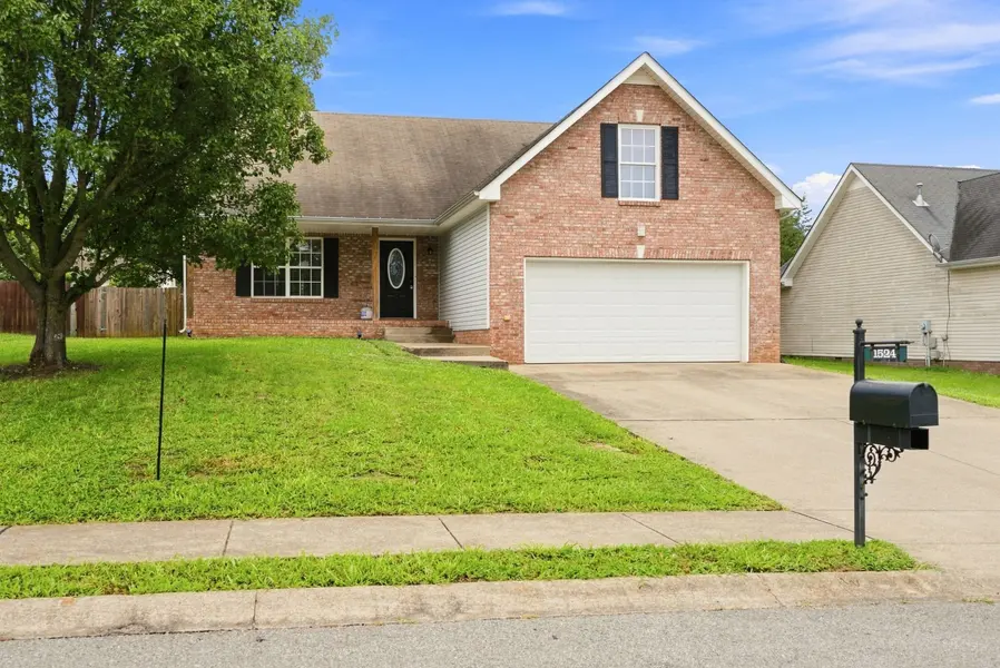 1524 Cedar Springs Cir, Clarksville, TN 37042