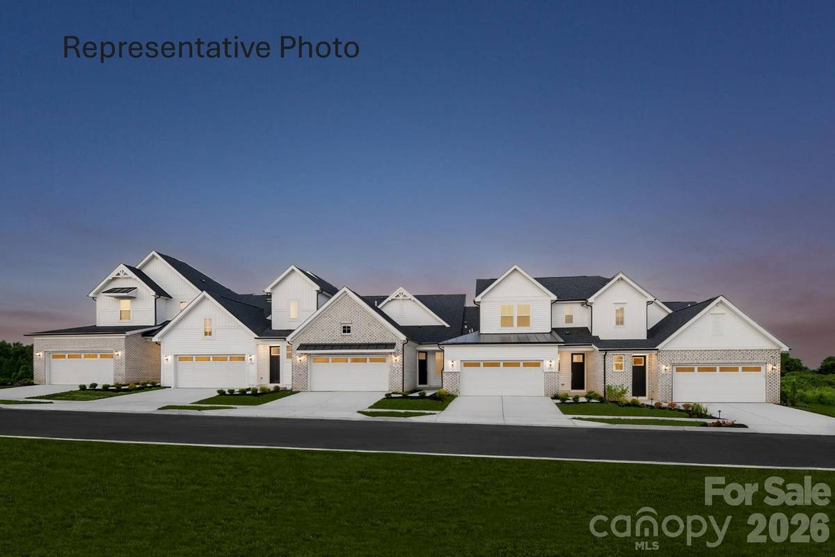 1429 Twin Leaf RD, Fort Mill, SC 29715