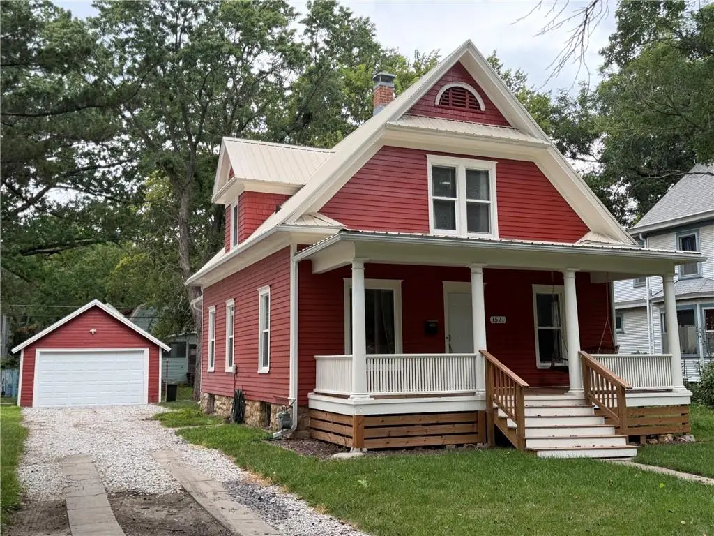1521 Rhode Island ST, Lawrence, KS 66044