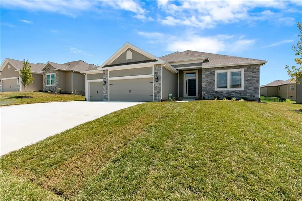 11123 N Bristol AVE, Kansas City, MO 64156