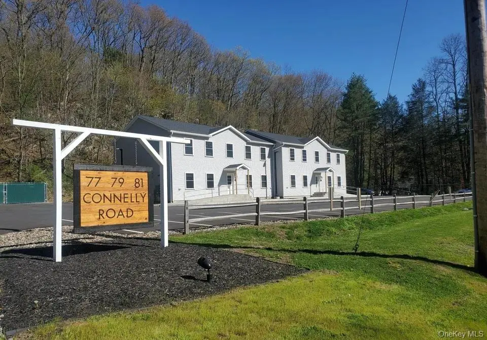 81 Connelly RD #6, Port Ewen, NY 12466