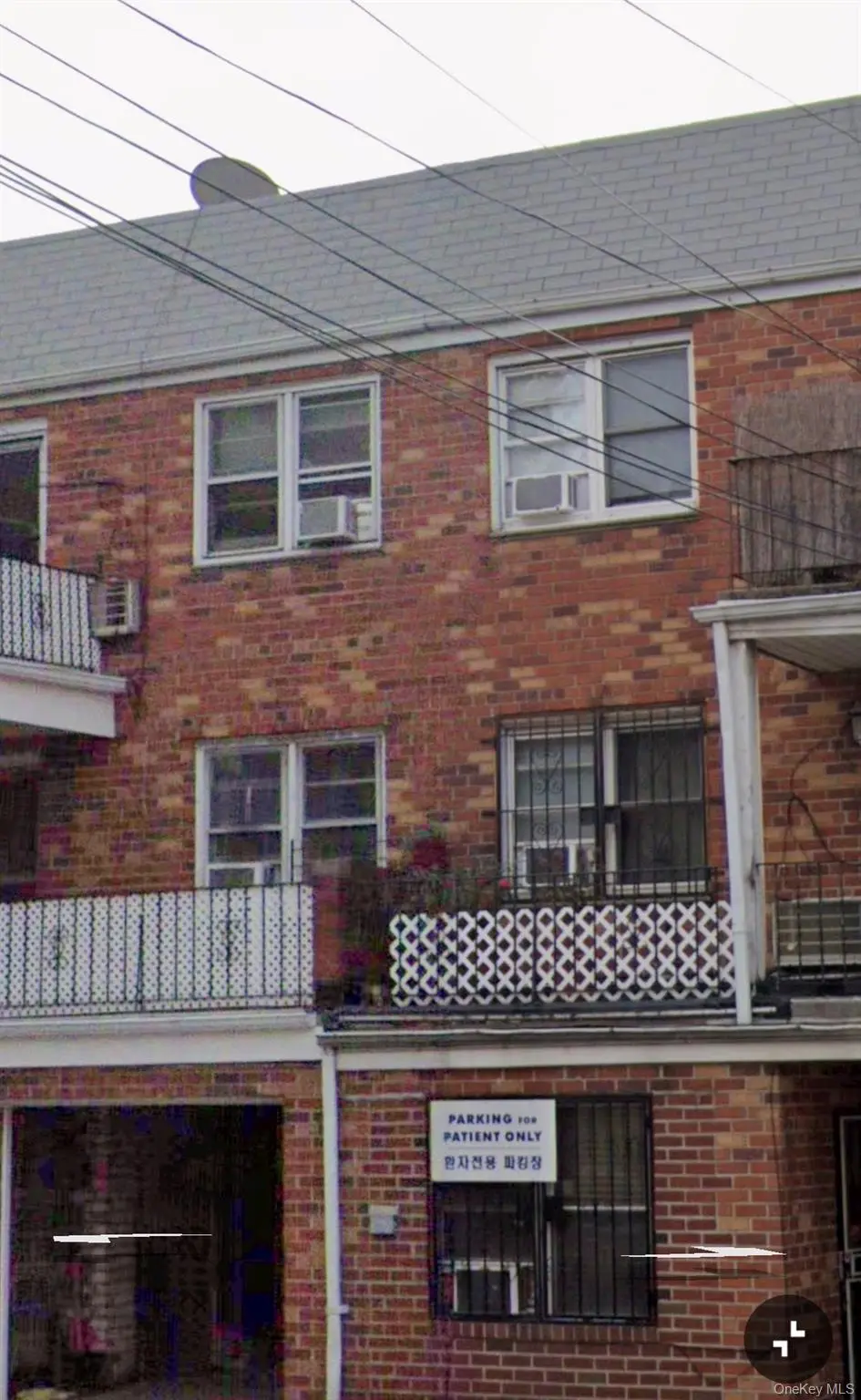 37-28 Parsons Blvd, Flushing, NY 11354