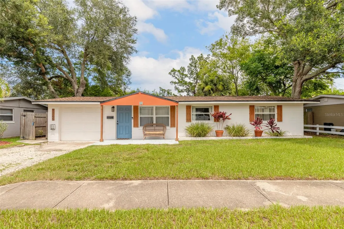 1245 ESSEX RD, Daytona Beach, FL 32117