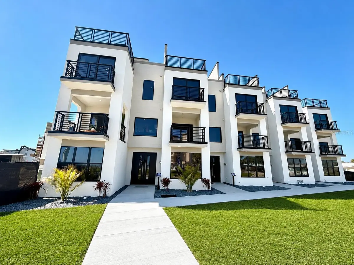 2360 OCEAN SHORE BLVD #304, Ormond Beach, FL 32176