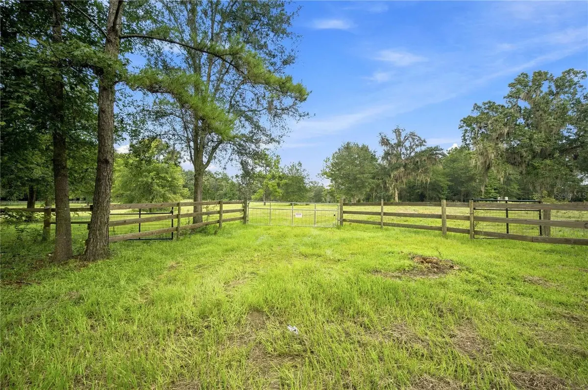 18601 NW 160TH AVE, Williston, FL 32696