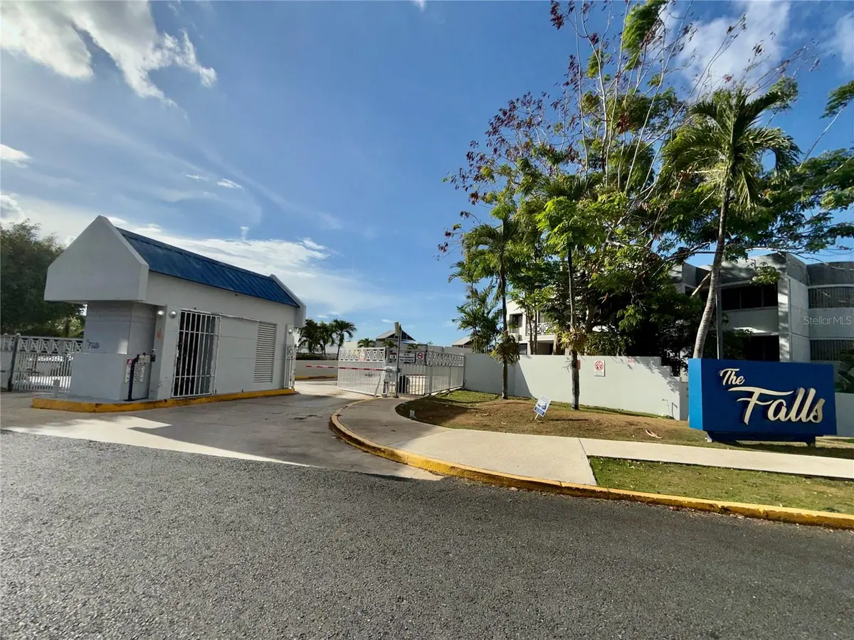177 Road VANDA #B1, Guaynabo, PR 00966