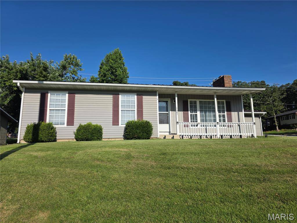 1605 McCutchen RD, Rolla, MO 65401