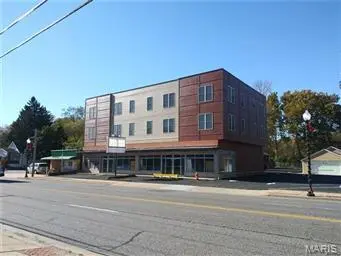 613 S Florissant RD #102, Ferguson, MO 63135