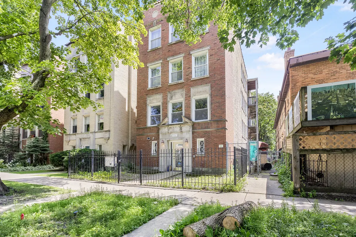 1747 W Pratt BLVD #1, Chicago, IL 60626