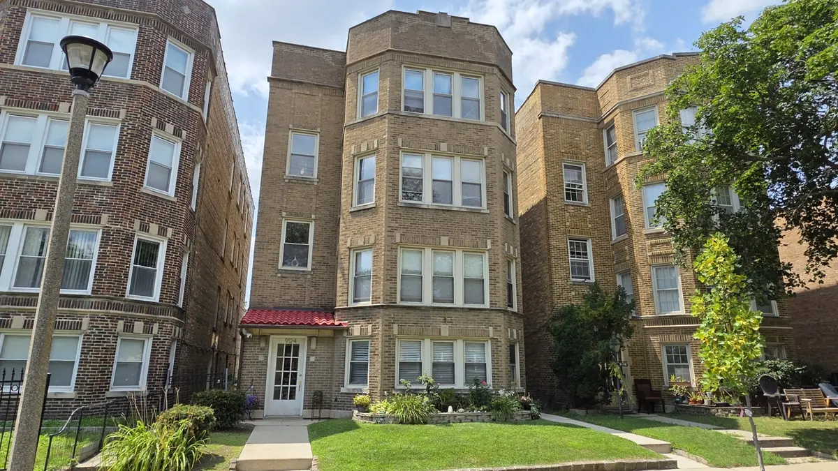 9124 La Crosse AVE #G, Skokie, IL 60077