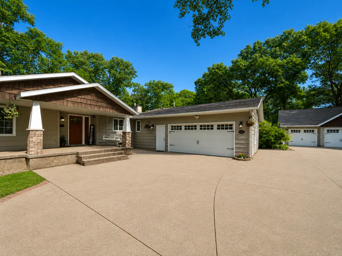 801 8th AVE NE, Little Falls, MN 56345