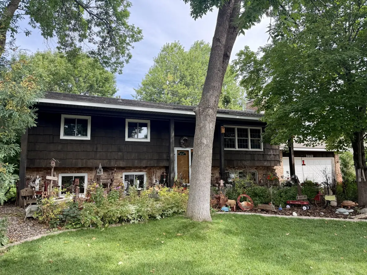 1440 17th ST W, Hastings, MN 55033