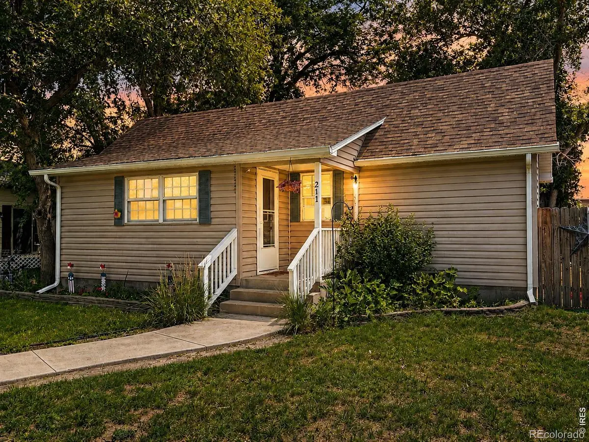 211 Clifton ST, Brush, CO 80723